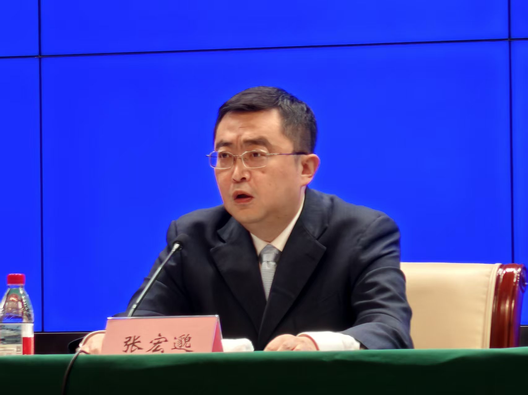 微信图片_20251030095719_139_5988 微信图片_20251030095719_139_5988