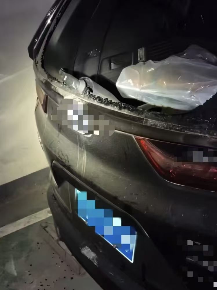 6178214222205f11bf379db194a49416